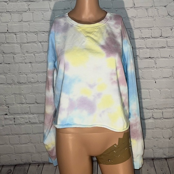 Colsie Tops - Colsie Yellow, Blue & Purple Tie Dye Sweatshirt size S